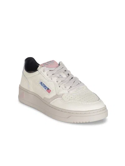 Autry Sneaker Medalist Low In White