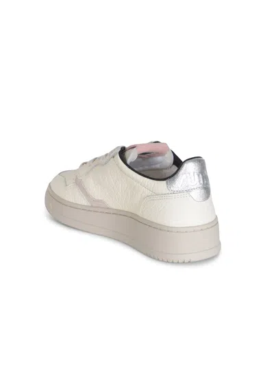 Autry Sneaker Medalist Low In White
