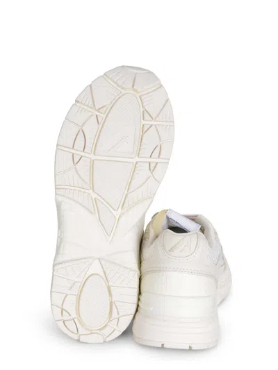 Autry Hyperway Sneakers In Whisper White Laminated Leather And Mesh In White