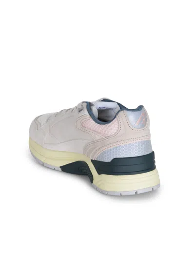 Autry Hyperway Low Panelled Suede Sneakers In White