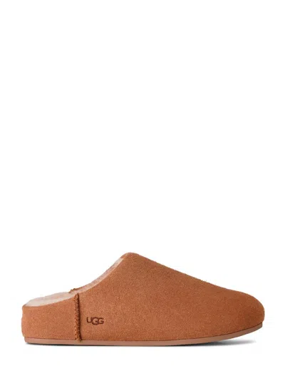 Ugg Slip-on Sandals With Smooth Suede Exterior In Brown