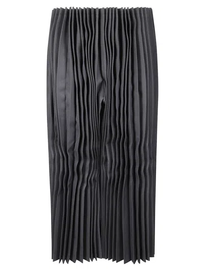 Comme Des Garçons Cropped Pleated Trousers With Structured Silhouette In Black