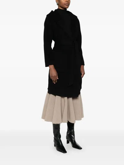 Glox Belted Coat In Black