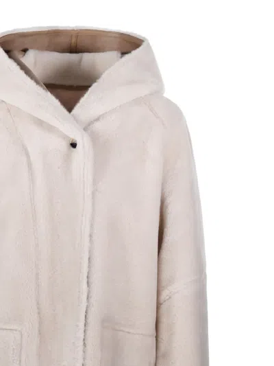 Urbancode Hooded Shearling Coat In Neutral