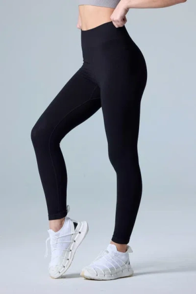 Cozy Zero Tech Merino Medium Pressure Legging In Black