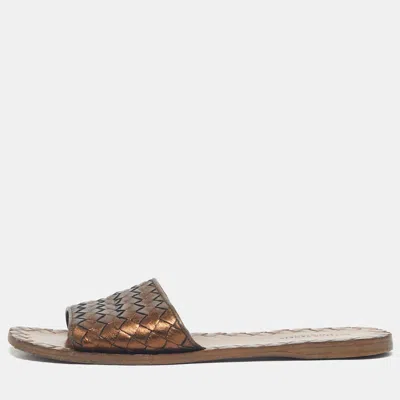 Pre-owned Bottega Veneta Metallic Bronze Leather Intrecciato Slide Flats Size 36.5 In Silver