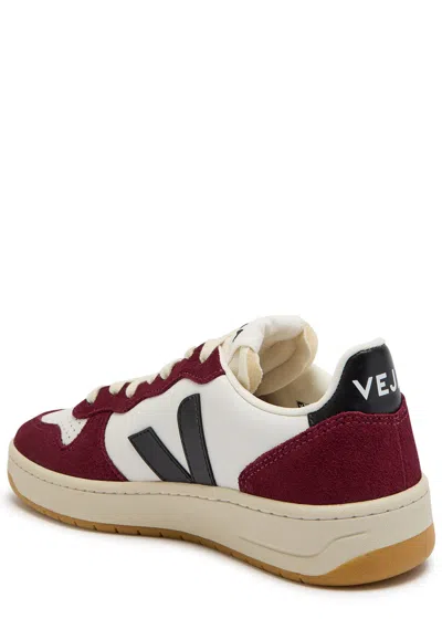 Veja V -10 In White