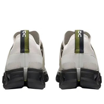On Running Cloudswift 4 'wolf Black' In White