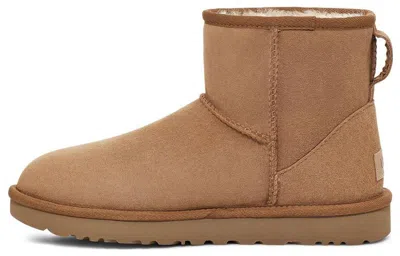 Ugg (wmns)  Classic Mini Regenerate Boot 'chestnut' In Brown