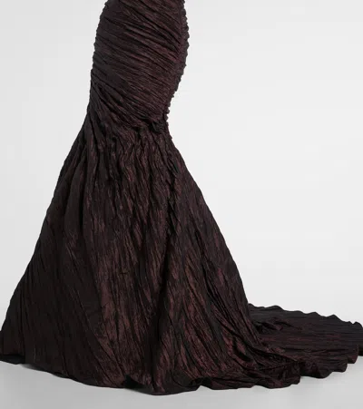 垂褶露肩紧身胸衣式长礼服