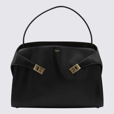 Ferragamo Black Leather Hug M Shoulder Bag In Black