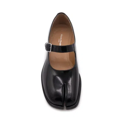 Maison Margiela Bovine Leather Mary Jane Pumps With Sheepskin Detailing And Elegant Buckle Closure In Black