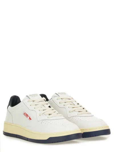 Autry X Maison Kitsune Autry X Maison Kitsuné Sneaker "medalist" Low In Neutral