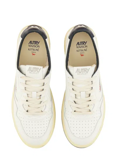 Autry X Maison Kitsune Autry X Maison Kitsuné Sneaker "medalist" Low In Neutral