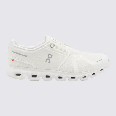 On Running Cloud 6 Sneaker In White