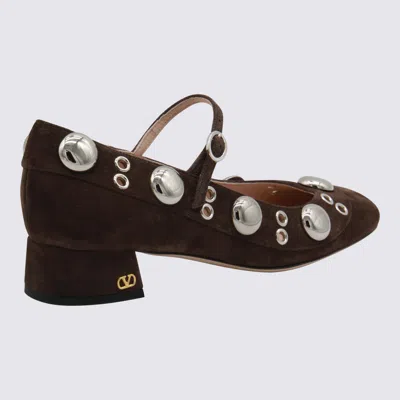 Valentino Stylish Block Heel Round Toe Pumps In Brown