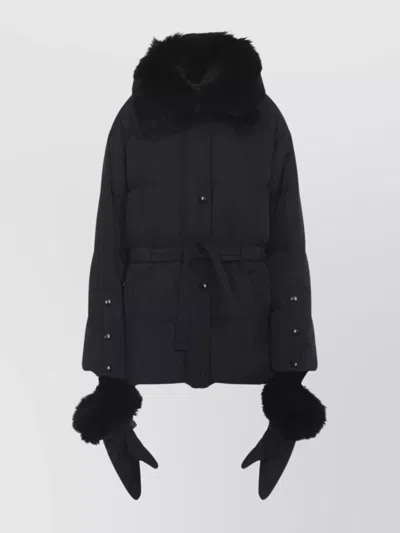 Yves Salomon Doudoune Short Down Jacket With Fur Inserts And Belt In Black