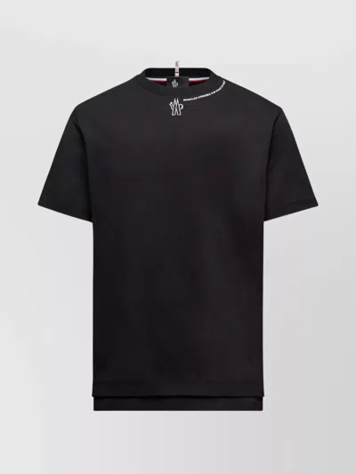 Moncler T-shirt Con Logo In Black