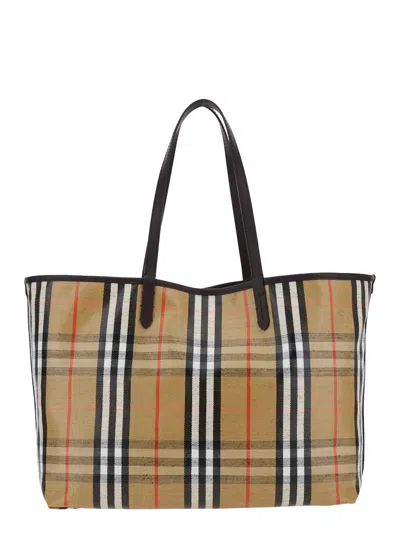 Burberry Tote Highlands M Camel Cuadros In Multi