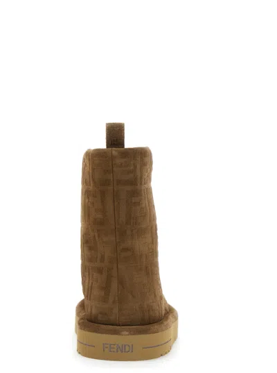 Fendi Stivaletti Apres Chic In Pelle Scamosciata Caramello Donna In Brown