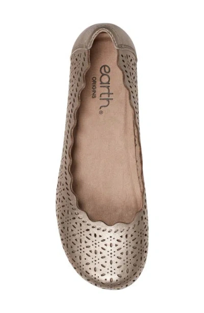 Earth Women's Bria Casual Flat In Brown