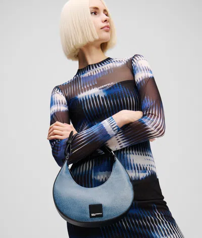 Kl Jeans Klj Halbmond-schultertasche Mit Box-logo In Blue