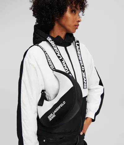 Kl Jeans Halbmond-schultertasche Aus Nylon In Multi