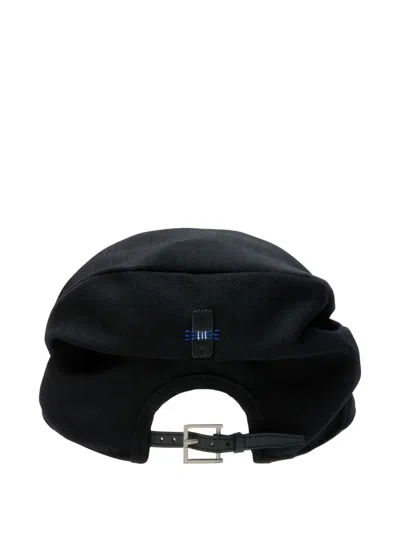 缝线帽檐棒球帽