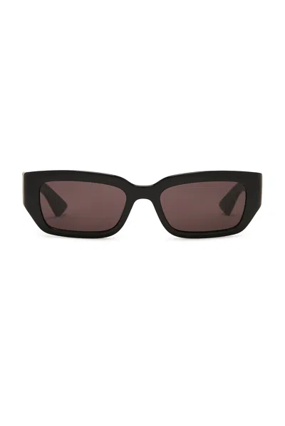 Bottega Veneta Rectangular Sunglasses In Brown