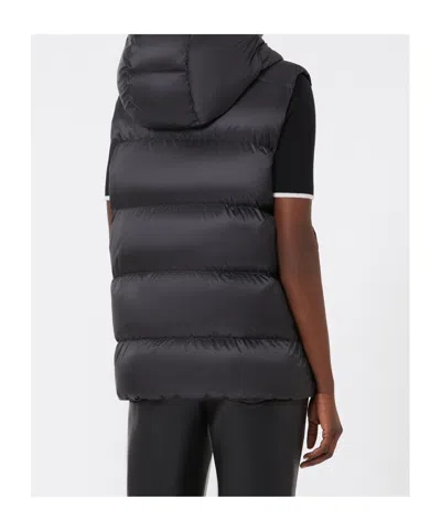 Max Mara Padded Gilet In Water-repellent Technical Fabric In Black