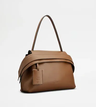 Tod's Medium Shoulder Bag Structured Shape In Brown