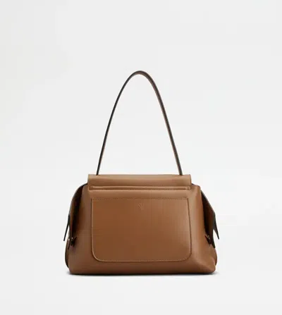Tod's Medium Shoulder Bag Structured Shape In Brown