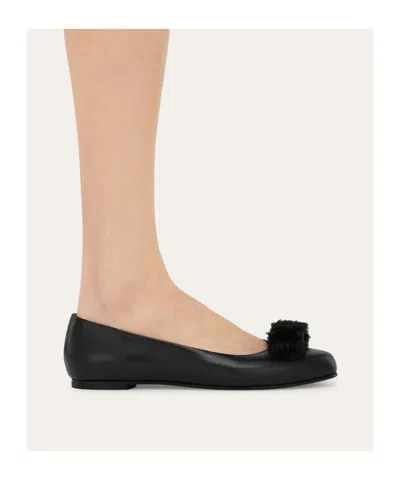 Ferragamo Vara Bow Ballet Flats In Black