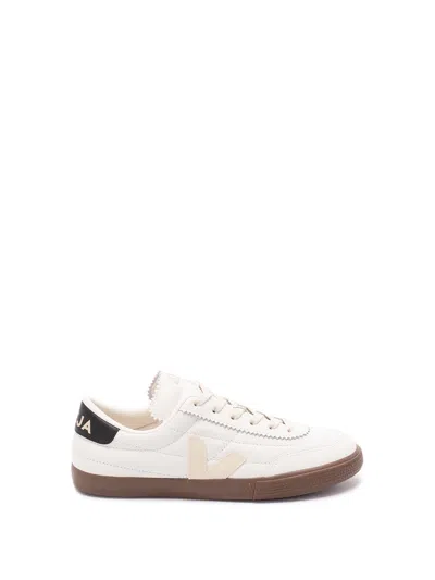 Veja Minimalist Low-top Sneakers With Textured Sole In White