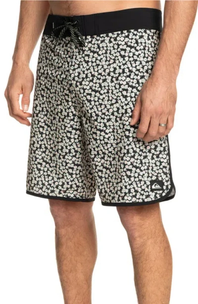 Quiksilver Highline Scallop Swim Trunks In Gray
