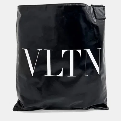 Pre-owned Valentino Garavani Black Leather Garavani Crossbody Bag