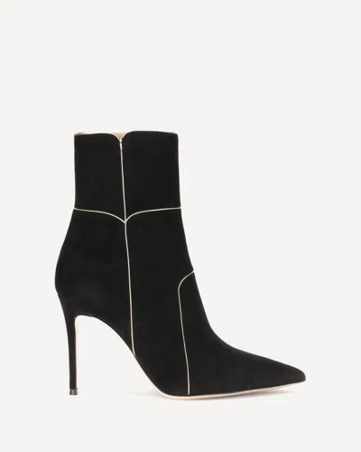 Gianvito Rossi 95mm Pointed-toe Stiletto Boots In Black
