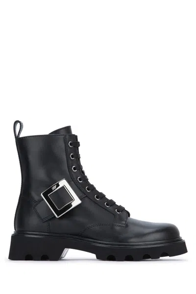 Roger Vivier Lace-up Ankle Boots With Rubber Sole In Black