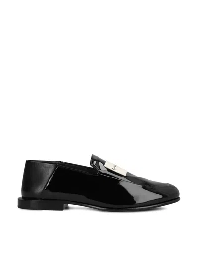 Givenchy Low Shoes In Black