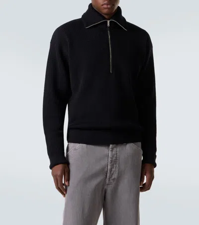 Lemaire Half Zip Sweater In Ribbed Virgin Wool In Black