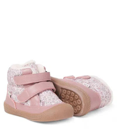 TEX花卉皮革边饰靴子