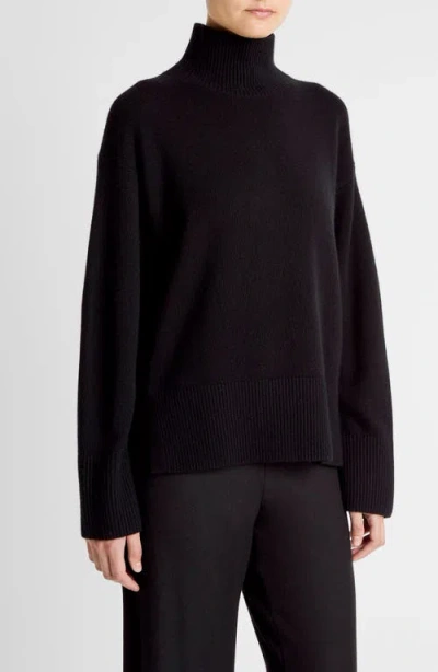 Vince Wool-cashmere Side-slit Turtleneck Sweater In Black