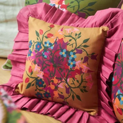 Sophie Williamson Design Ruffled Pillow Cover In Red
