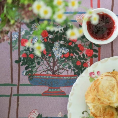 Sophie Williamson Design Pink Large Table Runner In Dusty Lilac With Romantic Roses And Bold Lines In Pink