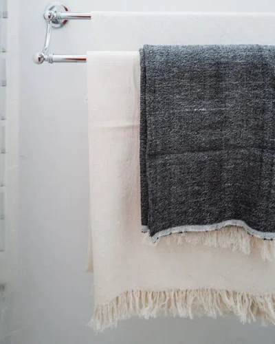 Kd Weave Weave Large Towel In Brown