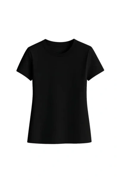 The Noli Shop Amaya Ultra-soft T-shirt In Black