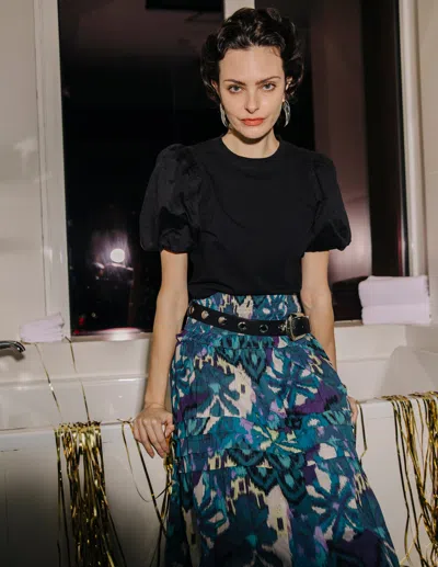 Love The Label Lali Tee In Black