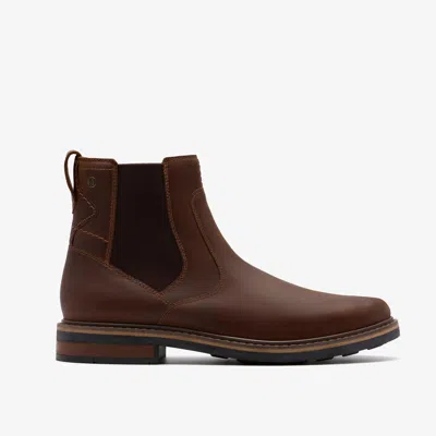 Clarks Newford Easy Waterproof In Brown