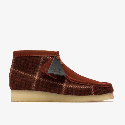 Clarks Wallabee Boot In Multi