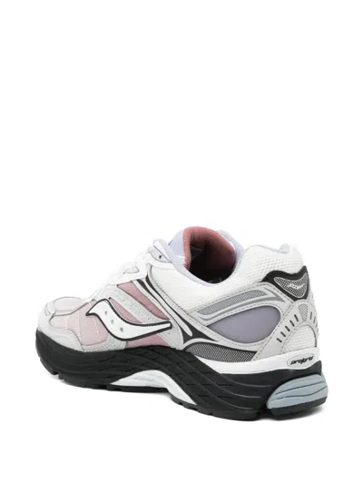 Saucony Progrid Omni 9 Sneakers In Red